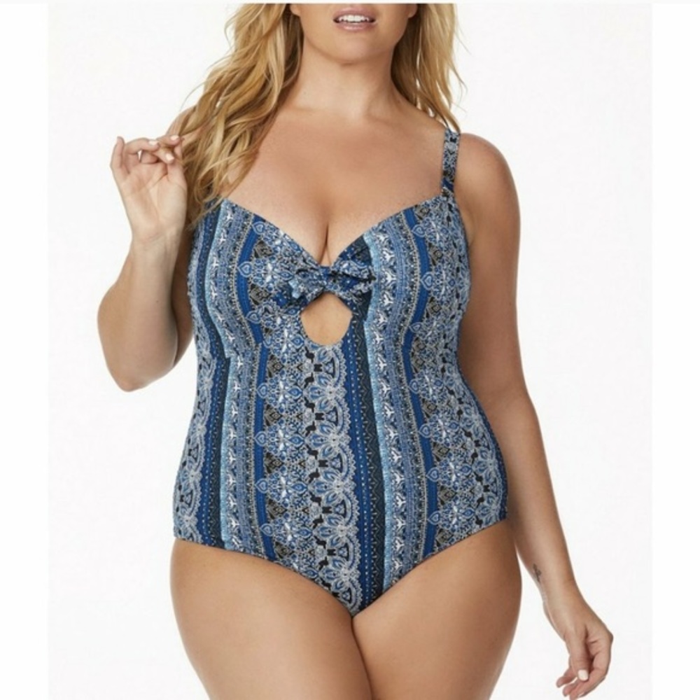Raisins Curve Byron Bay Onepiece Swimsuit NWT